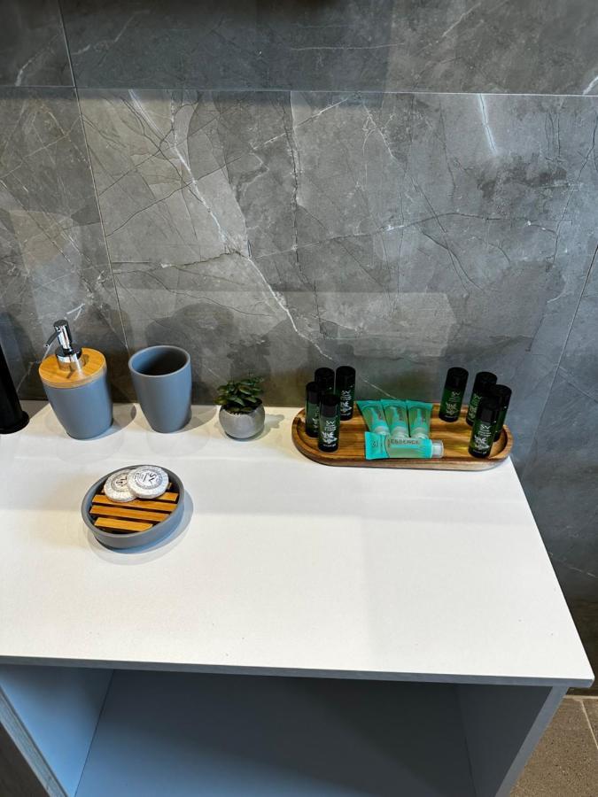 קריופיגי Lighthouse Apartments מראה חיצוני תמונה